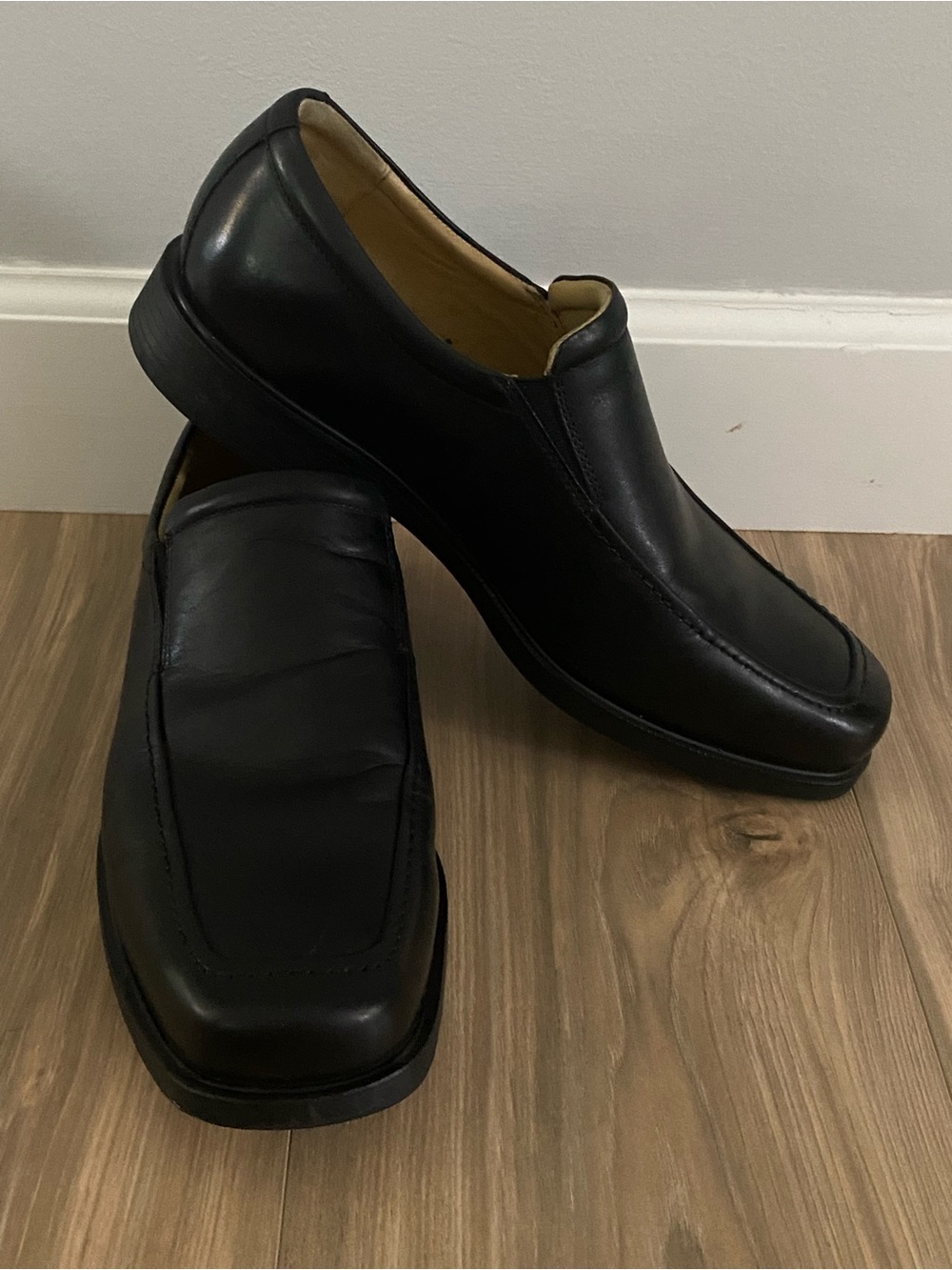 Johnston & Murphy Men’s 10 Wide Goodwin Venetian loafers slip on leather shoes